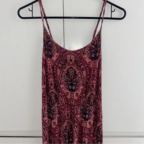 Paisley Maxi American Eagle Dress with slit 🔥 - Picture 3 of 3